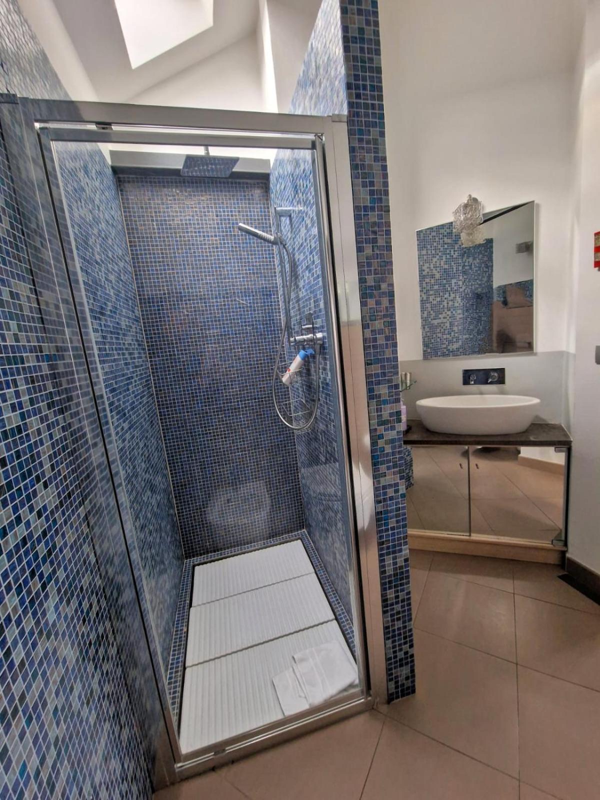 Mh Inn Matteotti - Affitti Brevi Italia Турин Экстерьер фото